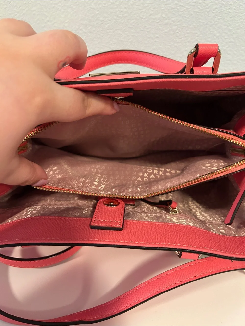 Pink Kate Spade Structured Tote Handbag with Detachable Strap - Picture 7 of 8